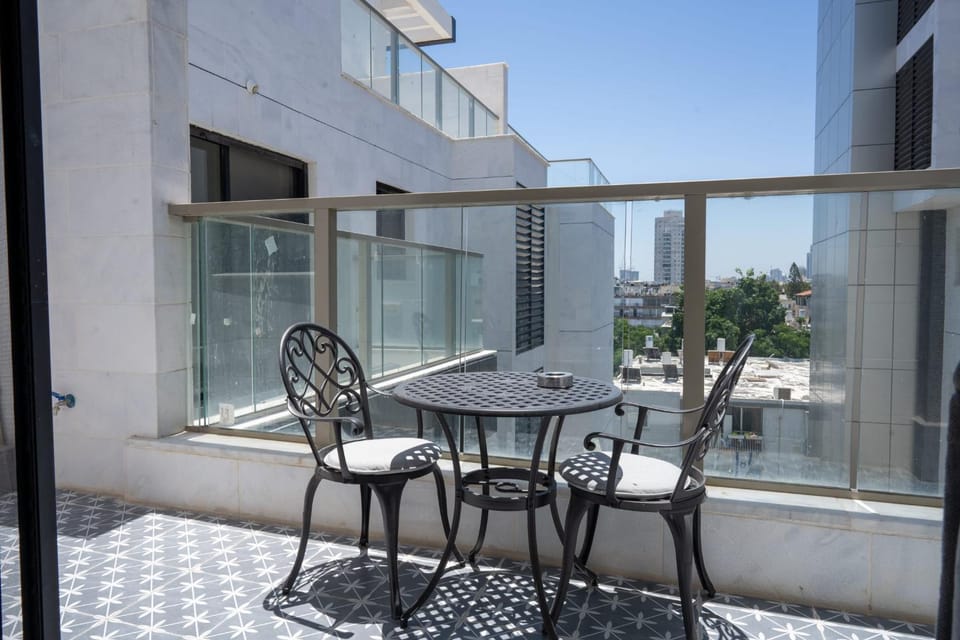 Property building, View (from property/room), Balcony/Terrace, Seating area