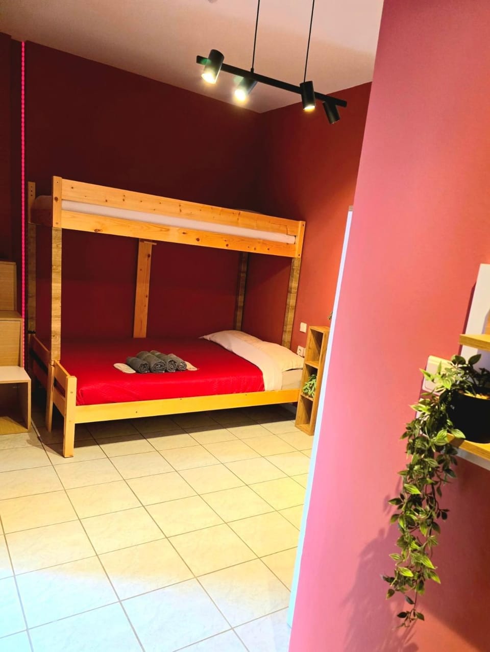 Bed, bunk bed