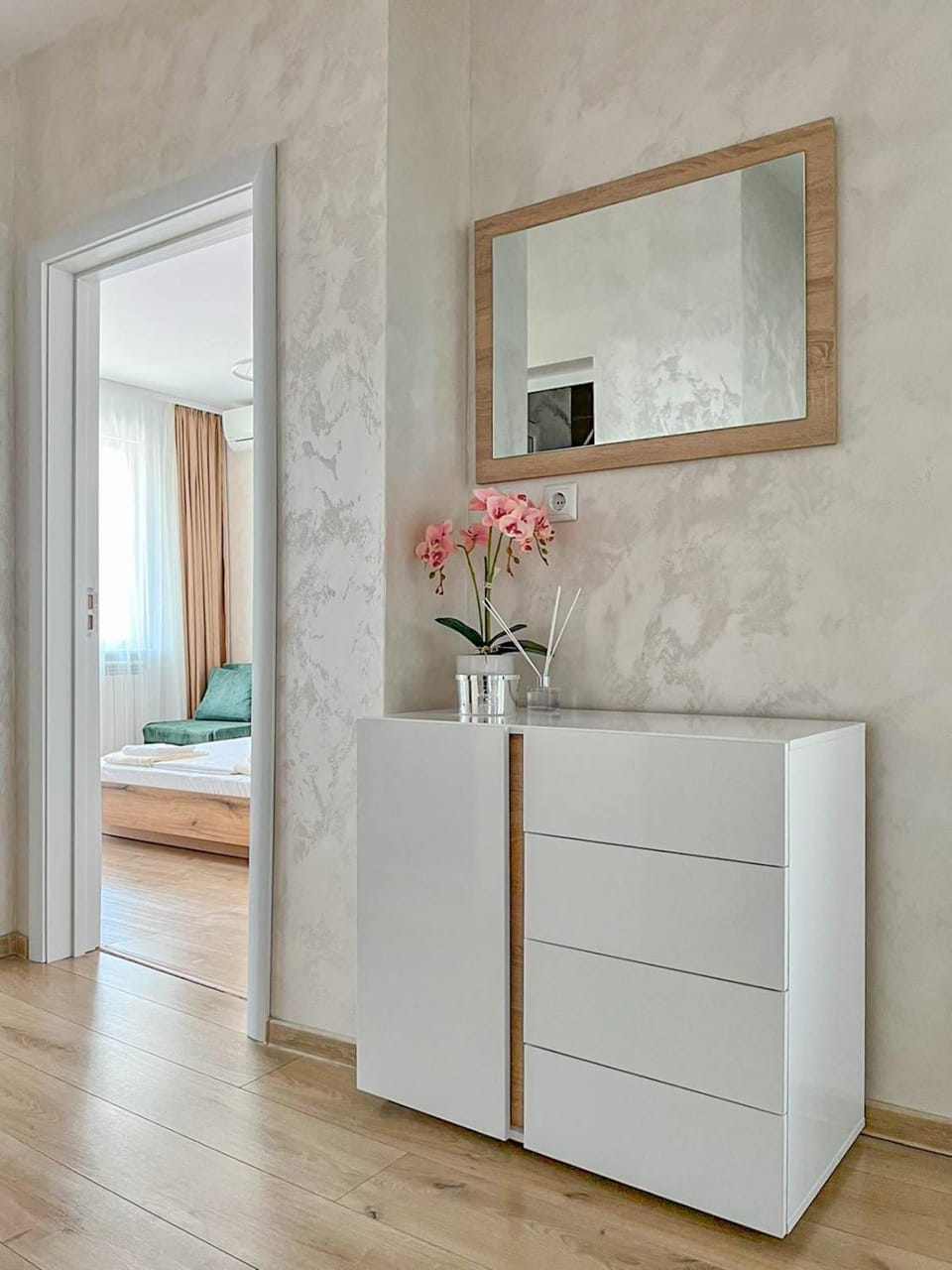 Апартамент Tiana Apartment in Burgas Province