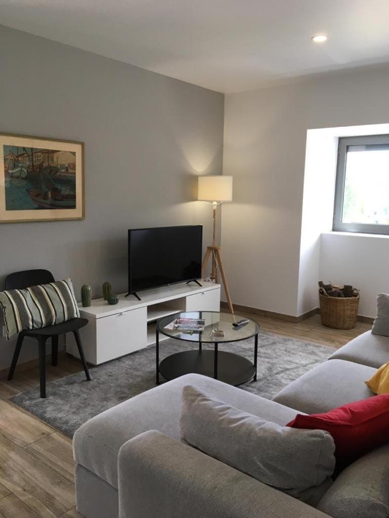 Communal lounge/ TV room, Living room