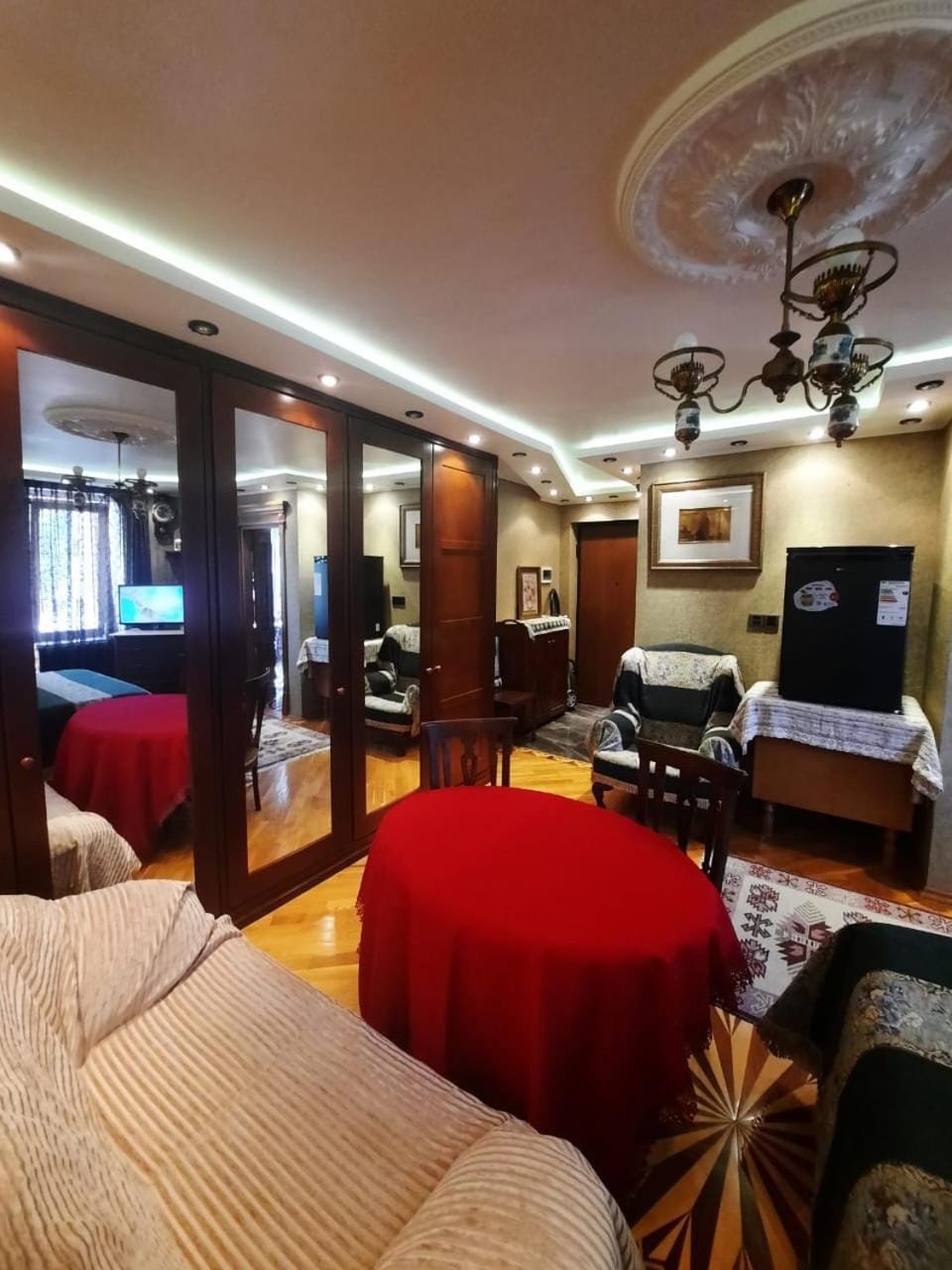 Photo of the whole room