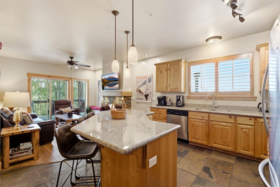 The Grizzly Condo at Bear Hollow House in Summit Park