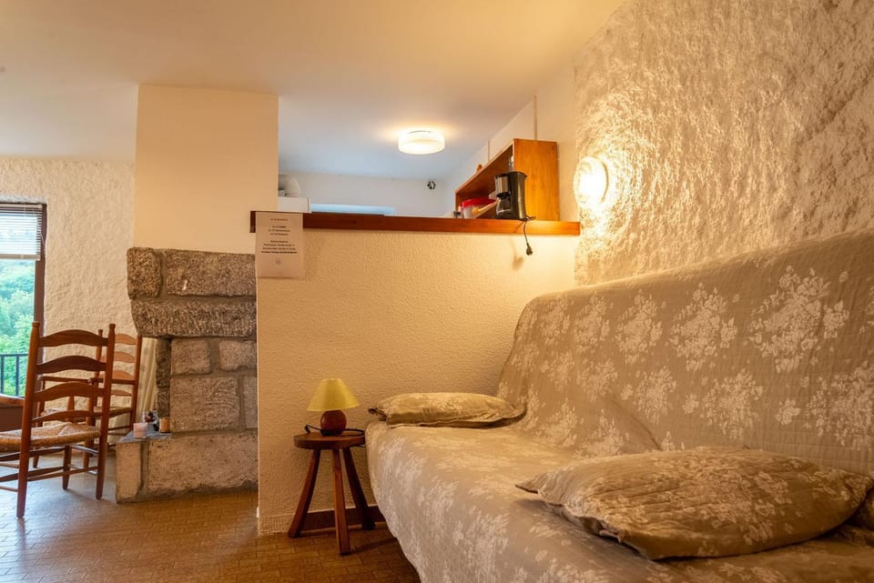 Gîtes de france 2/4 personnes au fau de peyre House in Occitanie