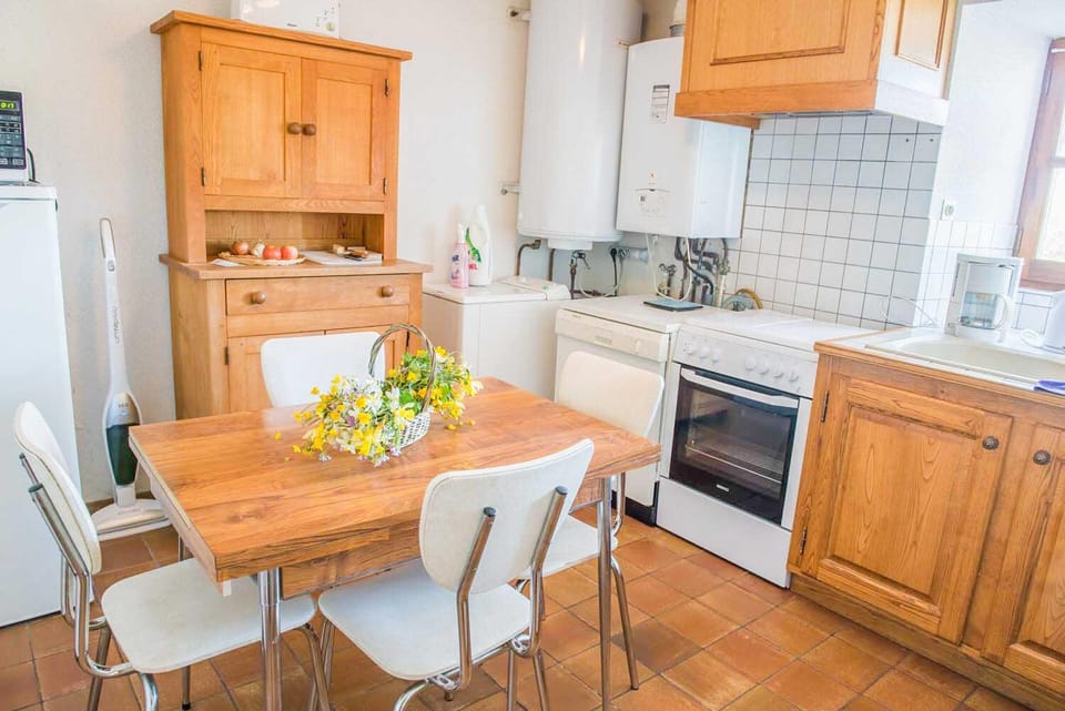 Gîtes de france 4 personnes au fau de peyre House in Occitanie
