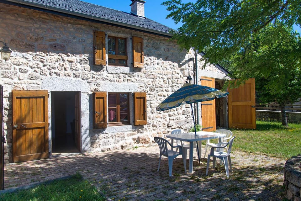 Gîte de chantejals 5/7 personnes House in Occitanie