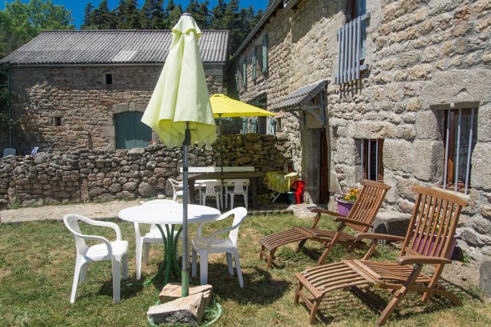 Le gîte des jonquilles 6/8 personnes House in Occitanie