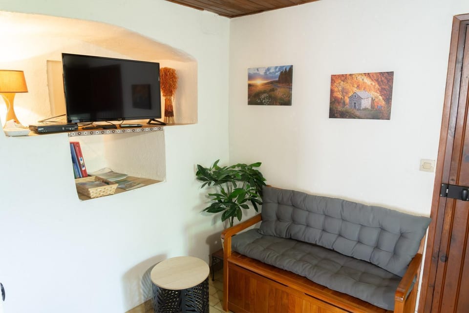 L'oustal de julie 3 personnes House in Auvergne-Rhône-Alpes