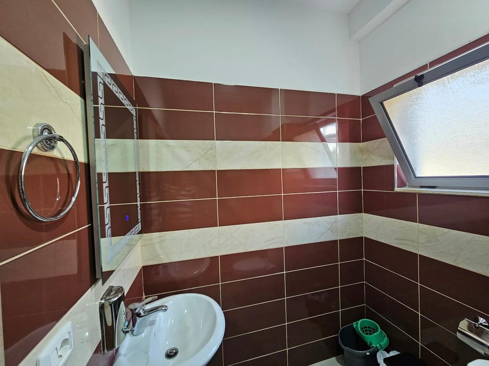1-Leo"s Apartaments Sarande Apartment in Sarandë
