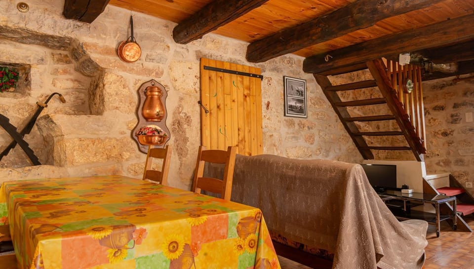 La maison de malaury House in Auvergne-Rhône-Alpes