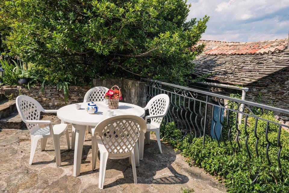 Gîte la clède 3/4 personnes à st michel de dèze le vieux House in Auvergne-Rhône-Alpes