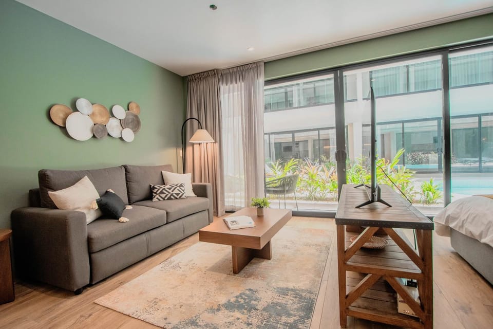 Living room, Photo of the whole room