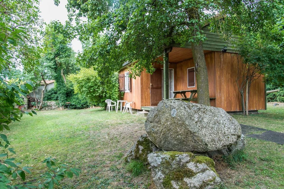 Gîte Gîte en bois 3/4 personnes à Briges House in Auvergne-Rhône-Alpes