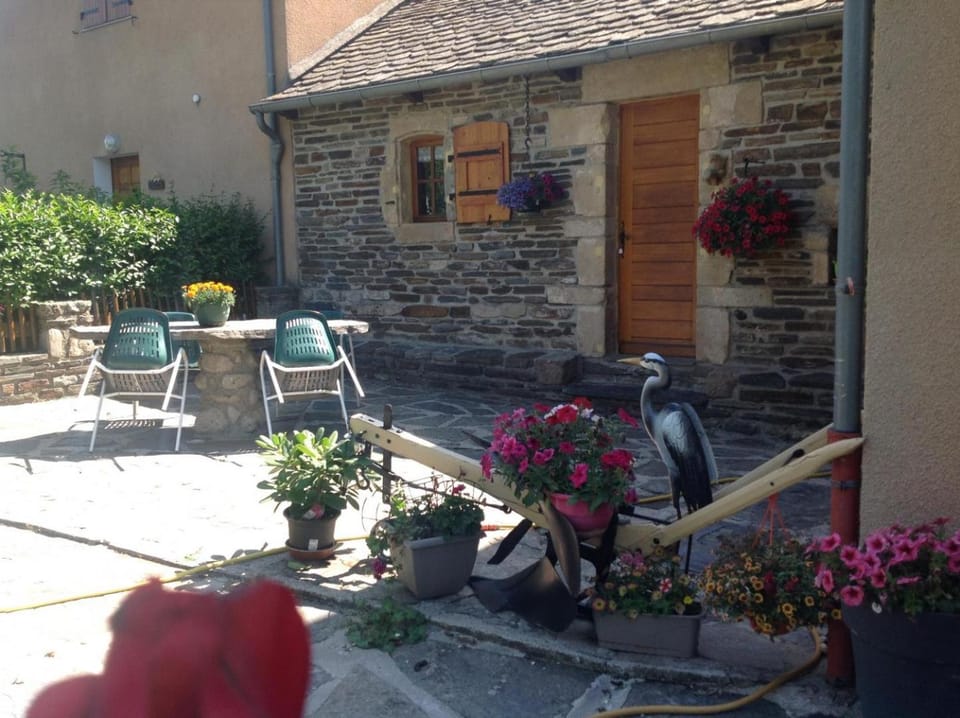 "le mas d'hillaire" 2 personnes a saint jean du bleymard House in Auvergne-Rhône-Alpes