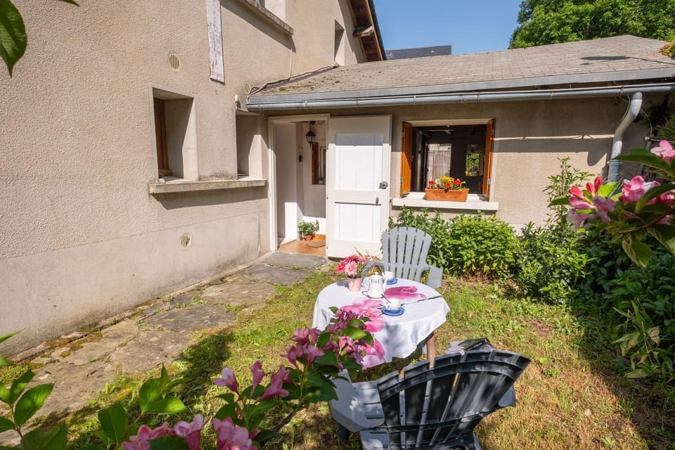Studio a plaisance House in Auvergne-Rhône-Alpes