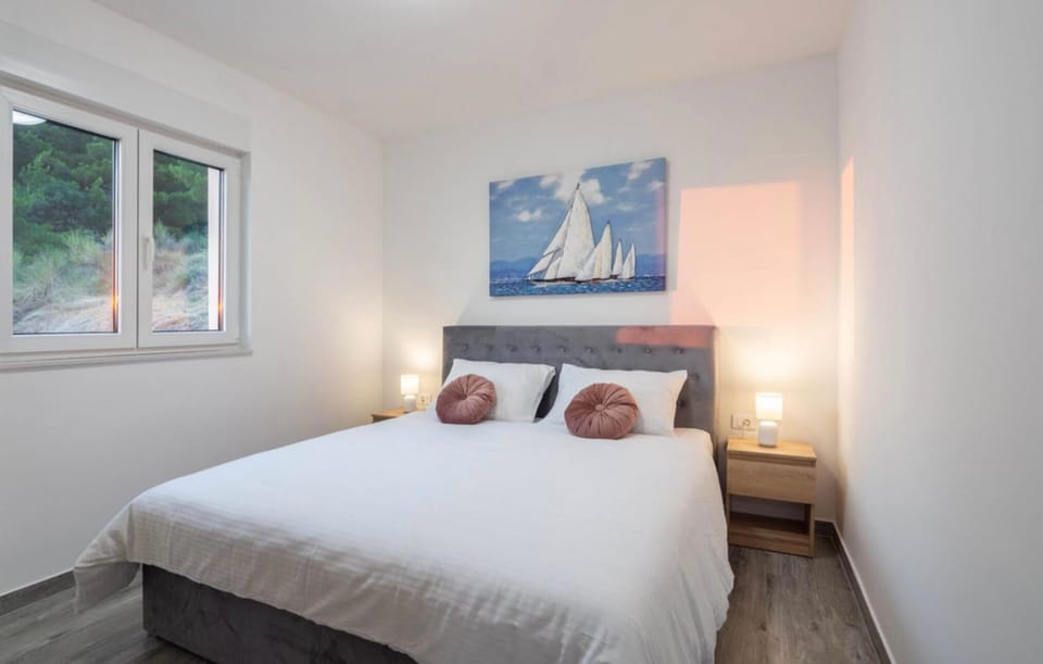 Luxury Villa Orianna - Apartments with Views Apartment in Makarska