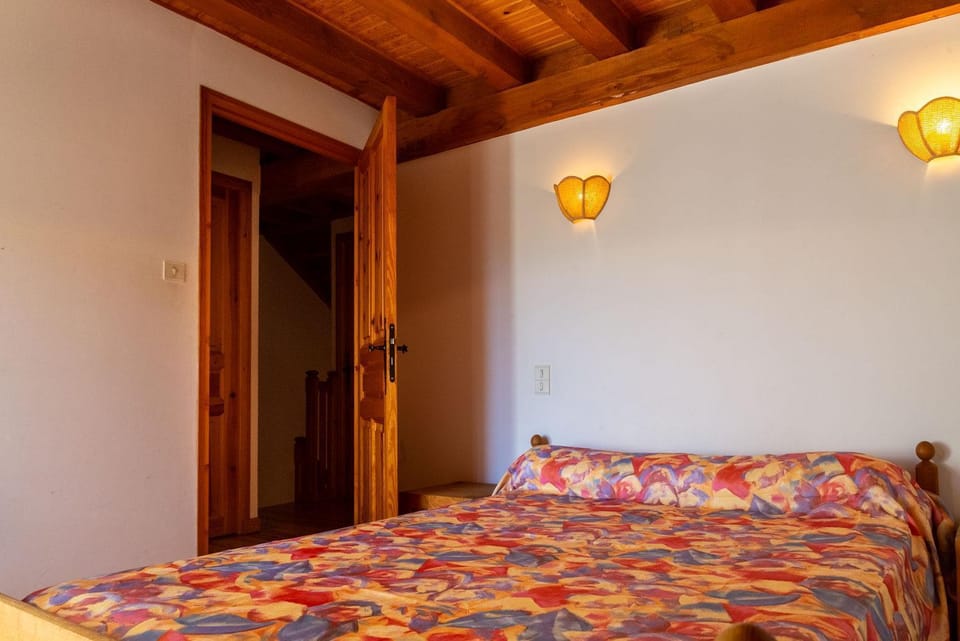 Gîtes de france 4/6 personnes b House in Occitanie