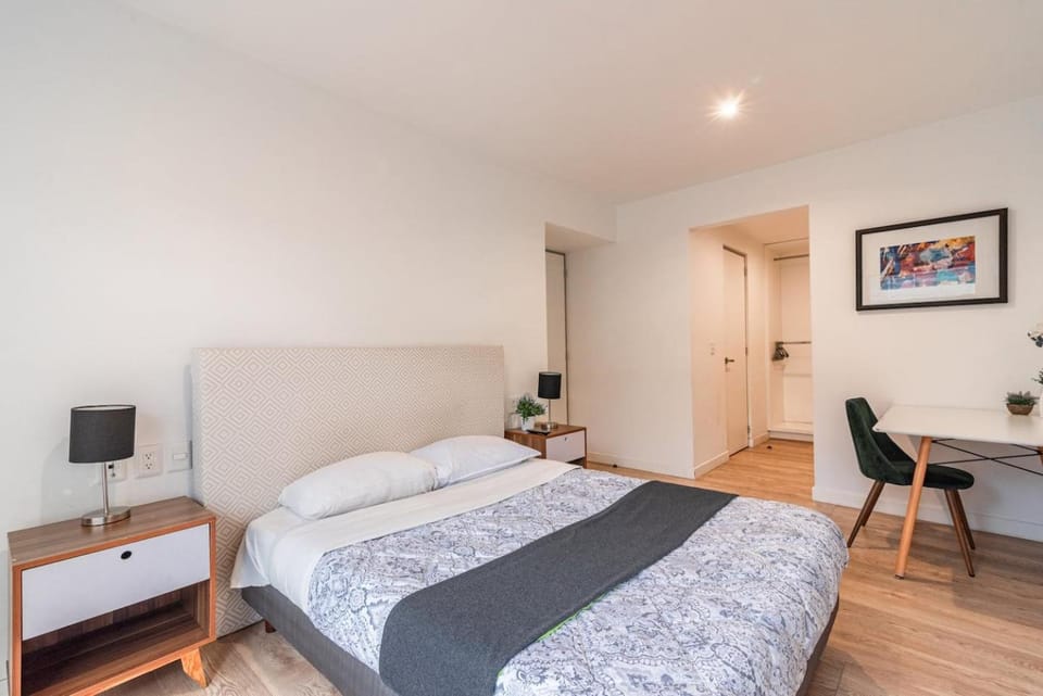 Insurgentes Area APT Balcony, Outdoor Lounge Apartment in Mexico City