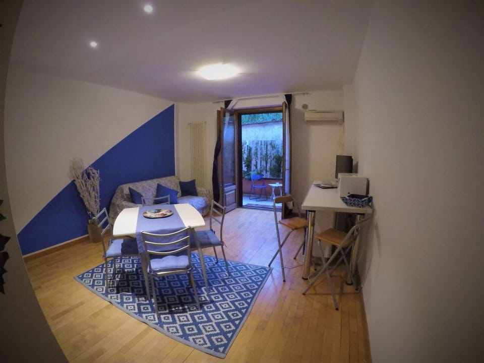 Living room, Dining area, hair dresser, air conditioner