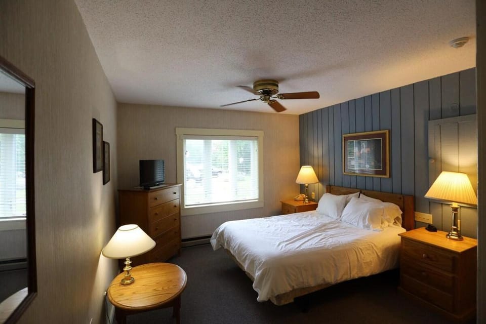 Inns of Waterville Valley 307 Two Bedroom Unit at Inns of Waterville Valley House in Waterville Valley