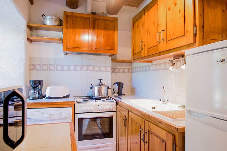 Gîte goulet 2/4 personnes House in Auvergne-Rhône-Alpes