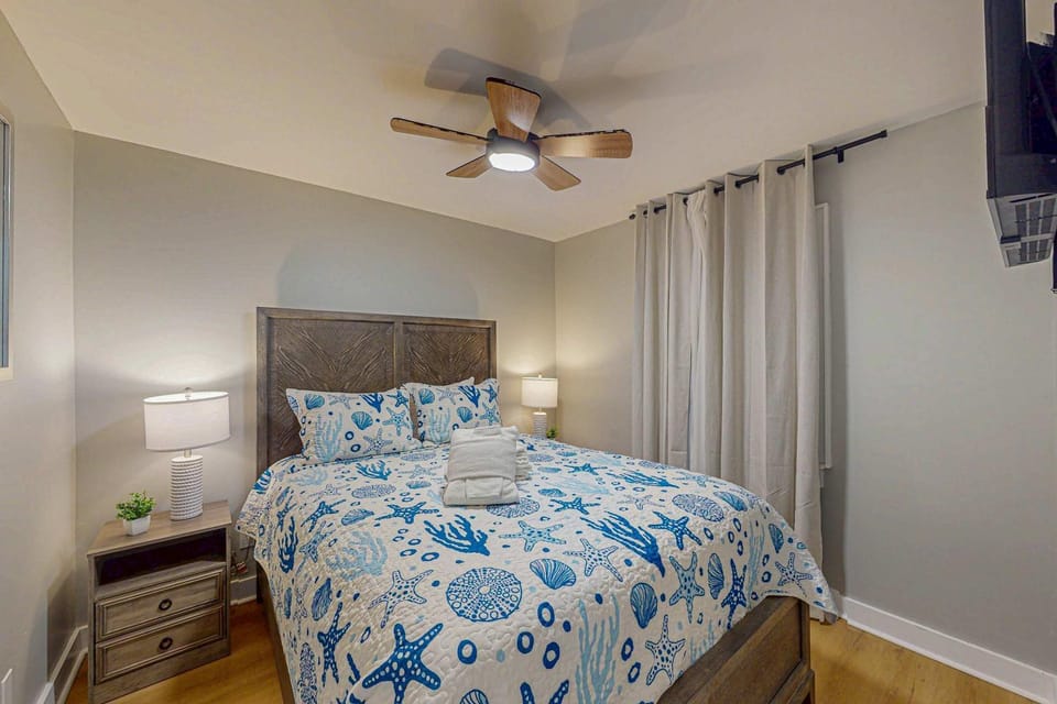 Breakers 237 House in Coligny Beach