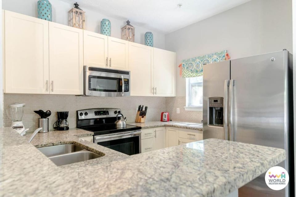 4 Bedroom 3 Bathroom Lucaya Village 17-104 House in Osceola County
