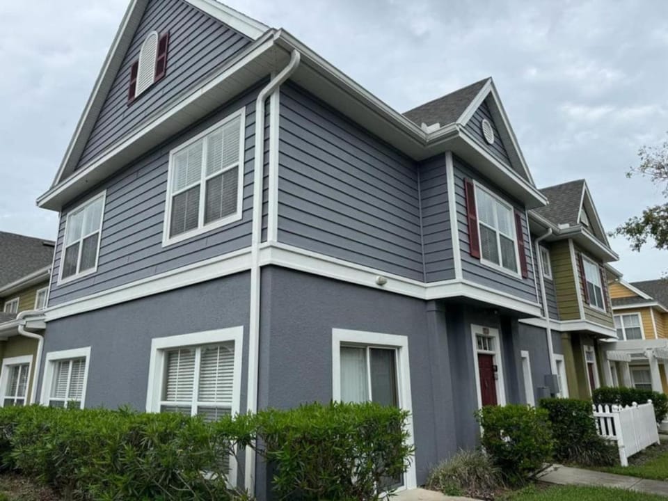 4 Bedroom 3 Bathroom Villas At Seven Dwarfs 1-101 House in Kissimmee