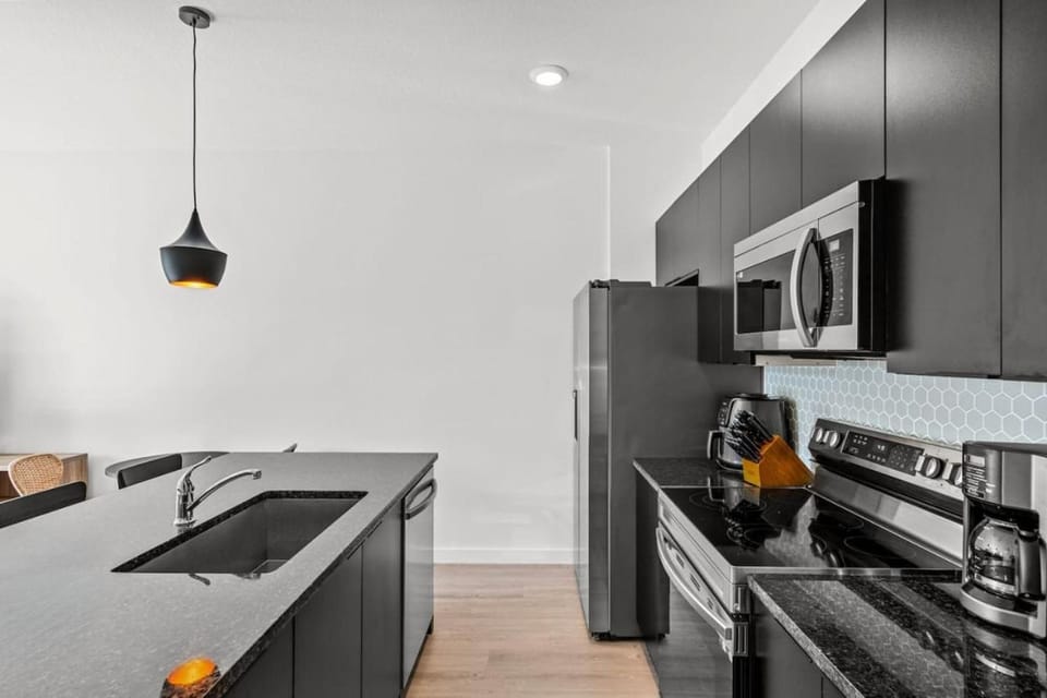 3 Bedroom 3 Bathroom The Hub At Westside Reserve 3300 TT House in Four Corners