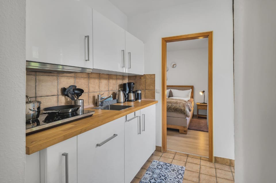 Coffee/tea facilities, Kitchen or kitchenette, pet friendly, stove, toaster