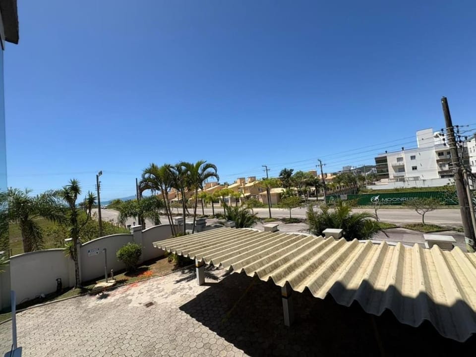 cód 154 - Excelente apartamento apenas 300m do mar Apartment in Florianopolis