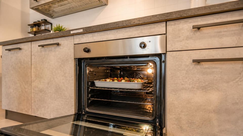 oven, kitchen