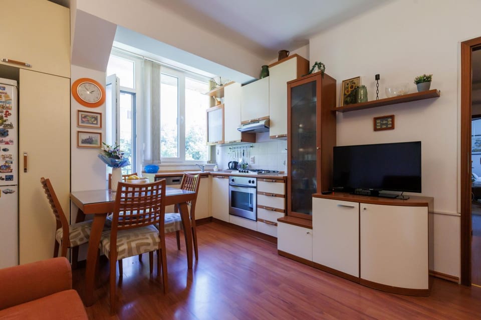 TV and multimedia, Dining area, kitchen
