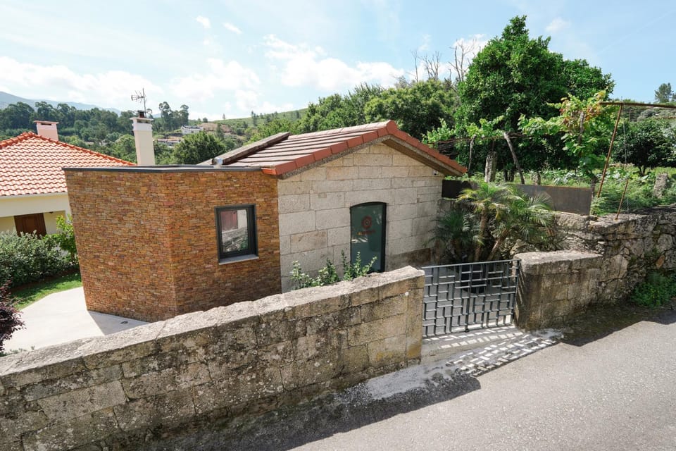 Property building, Street view