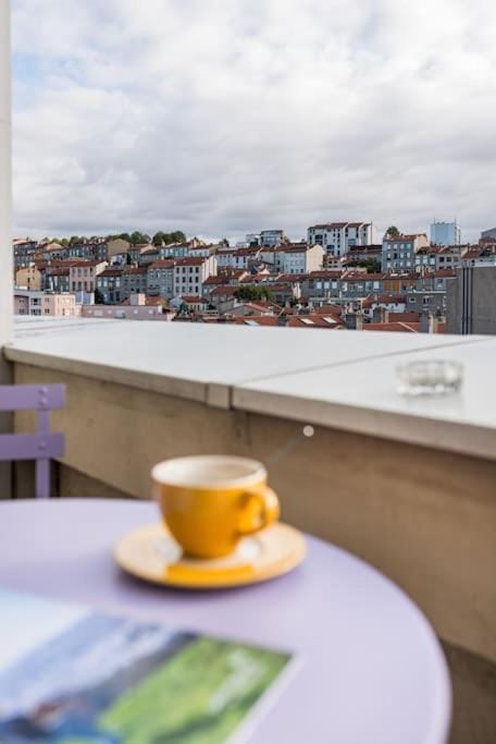 Day, Balcony/Terrace, Dining area, City view