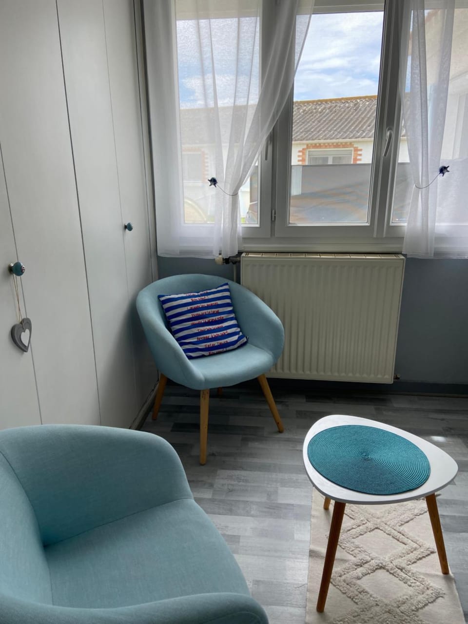 Seating area