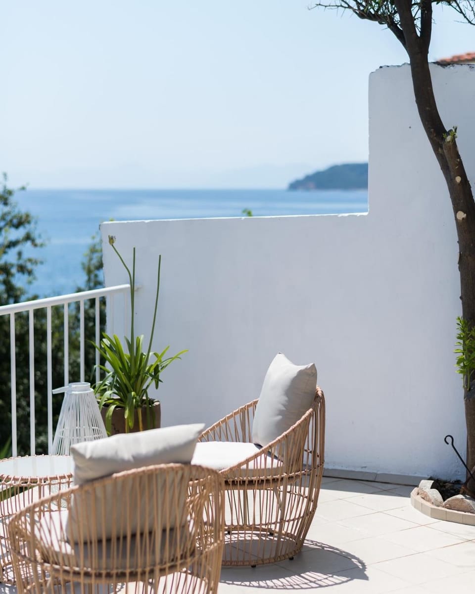 Para Thin Alos Skiathos Apartment in Skiathos