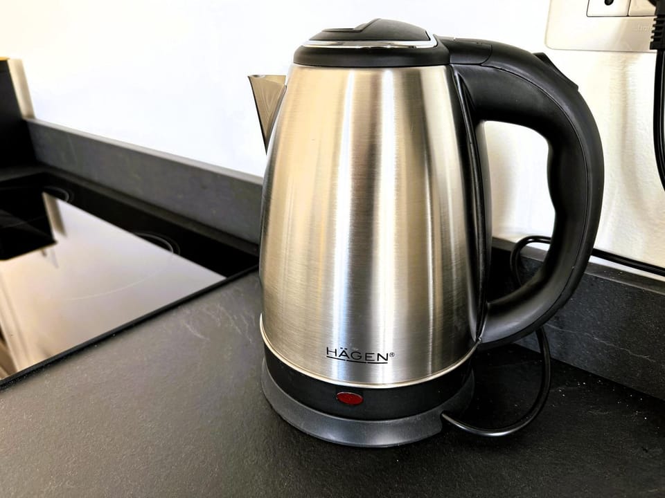 Coffee/tea facilities, Kitchen or kitchenette