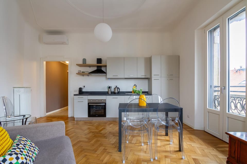 Living room, Seating area, heating, air conditioner