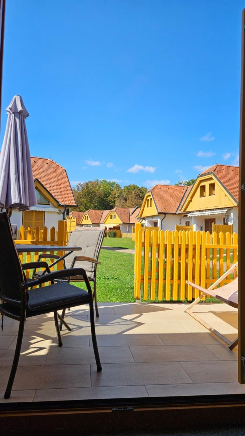 Patio, View (from property/room)