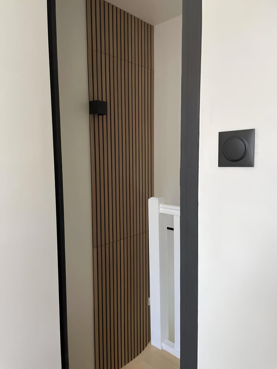 Toilet, Decorative detail