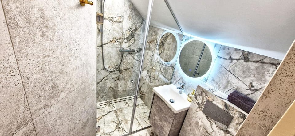 Shower, Bathroom, Bath