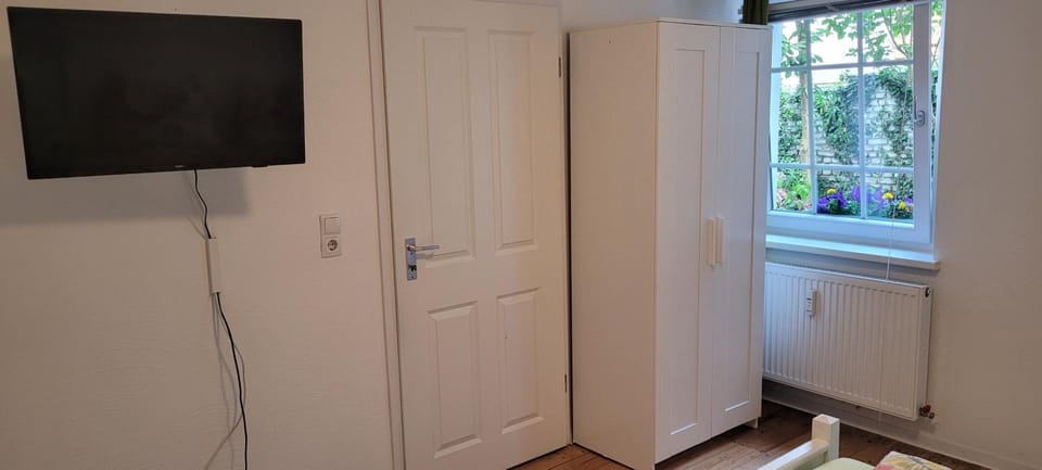 TV and multimedia, wardrobe