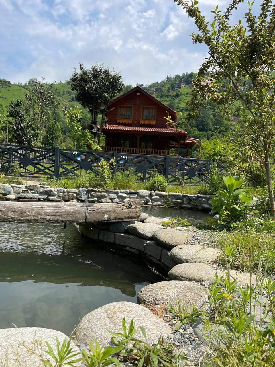 Property building, Lake view, Mountain view, River view