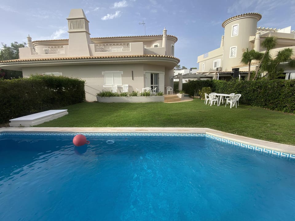 Moradia VSSG em Vilamoura House in Quarteira