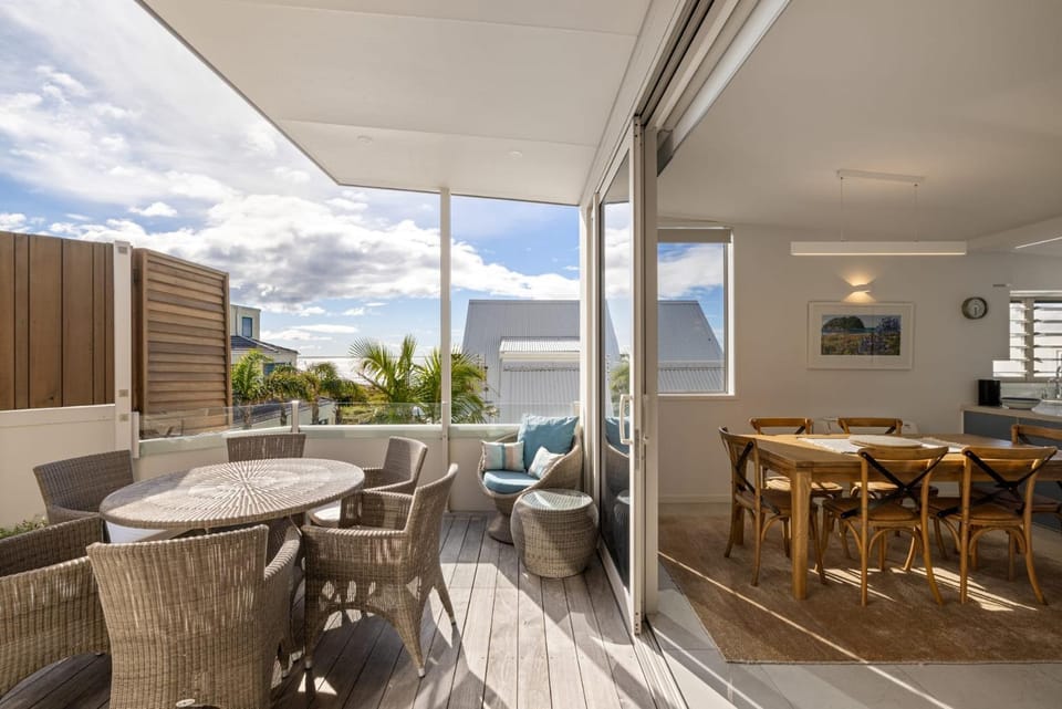 Seascape on Sunbrae with Sea Views Apartment in Bay Of Plenty