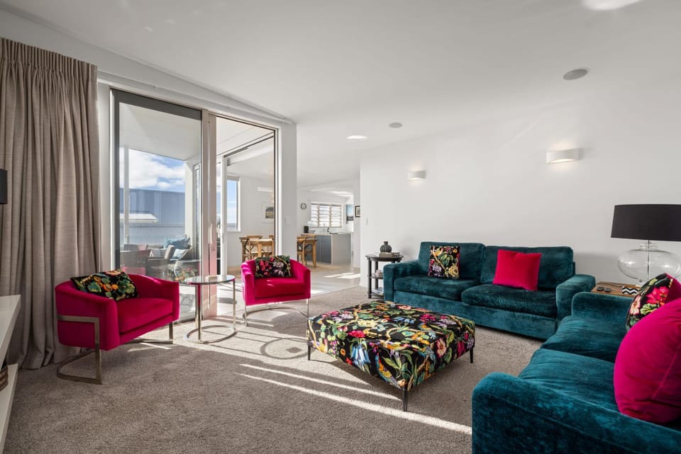 Seascape on Sunbrae with Sea Views Apartment in Bay Of Plenty
