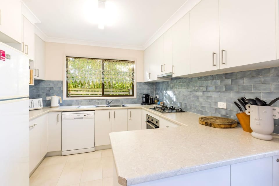 Seas the Day - Pet Friendly - Ocean Views House in Culburra Beach