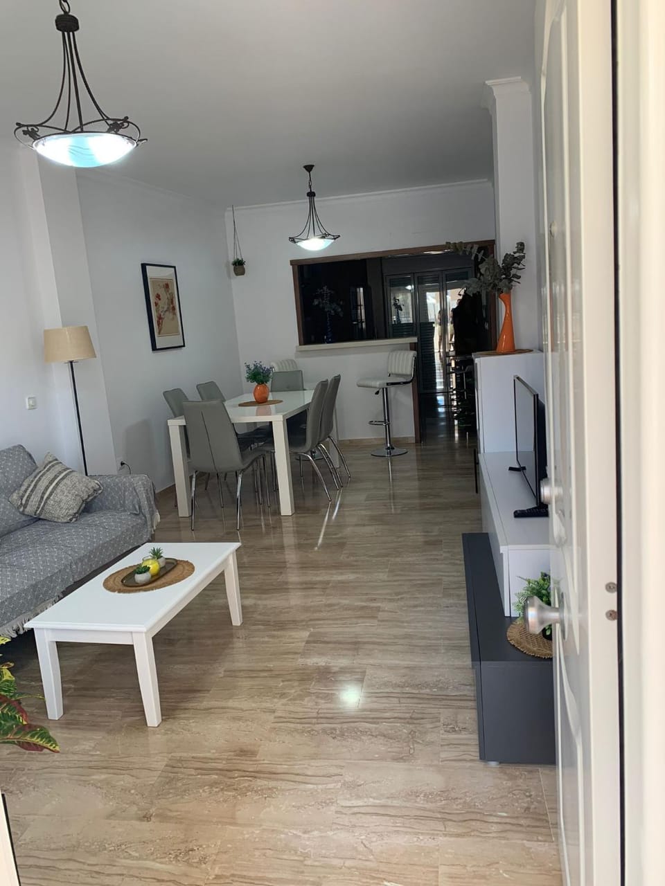 Living room, Dining area