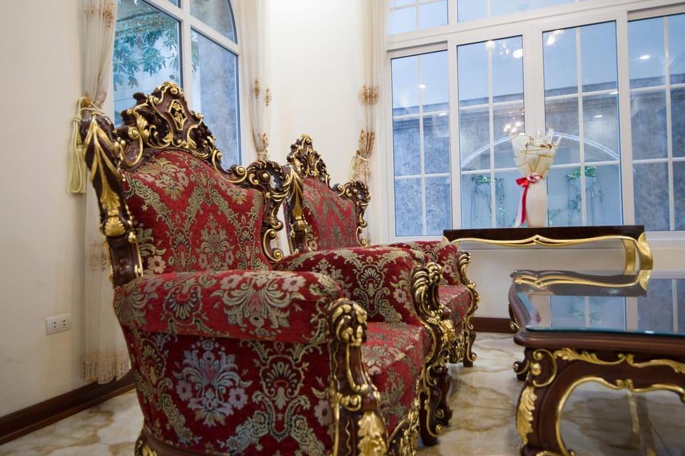 Living room, Seating area