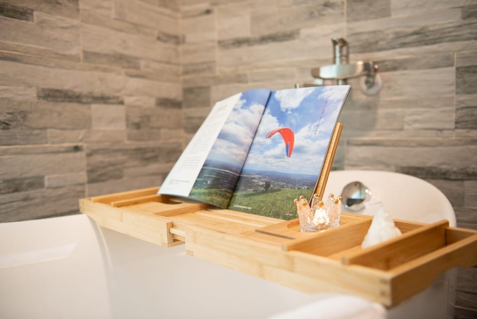 Bathroom, Bath